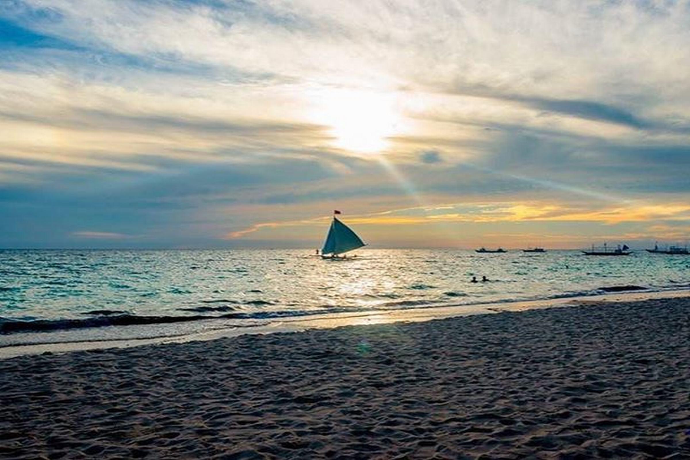 Crimson Resort And Spa Boracay Yapak Kültér fotó